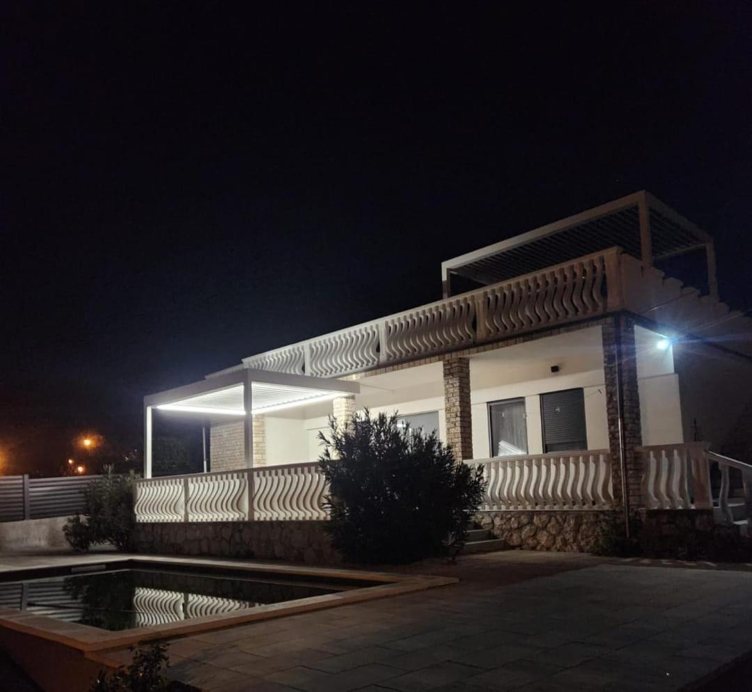 Apartman Lidija Starigrad Paklenica Zewnętrze zdjęcie